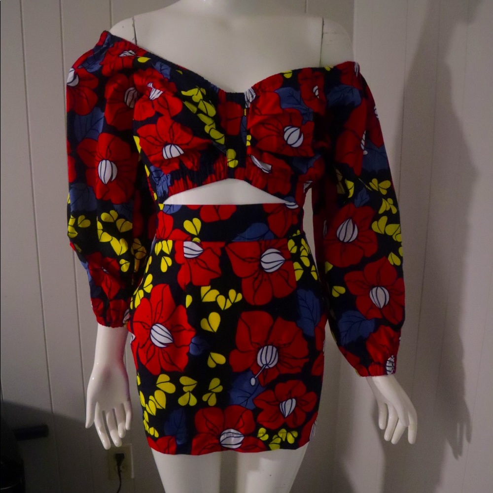 Women mini skirt set - Picture 2 of 3